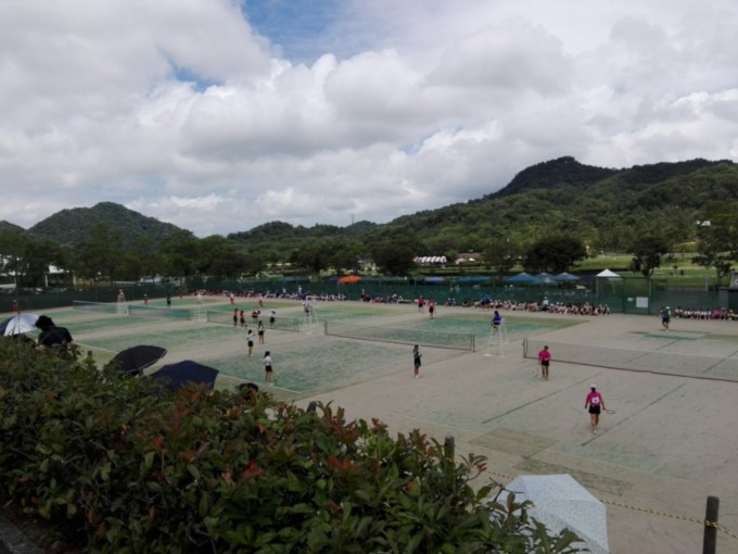 滋賀県野洲市　希望ヶ丘文化公園テニスコート