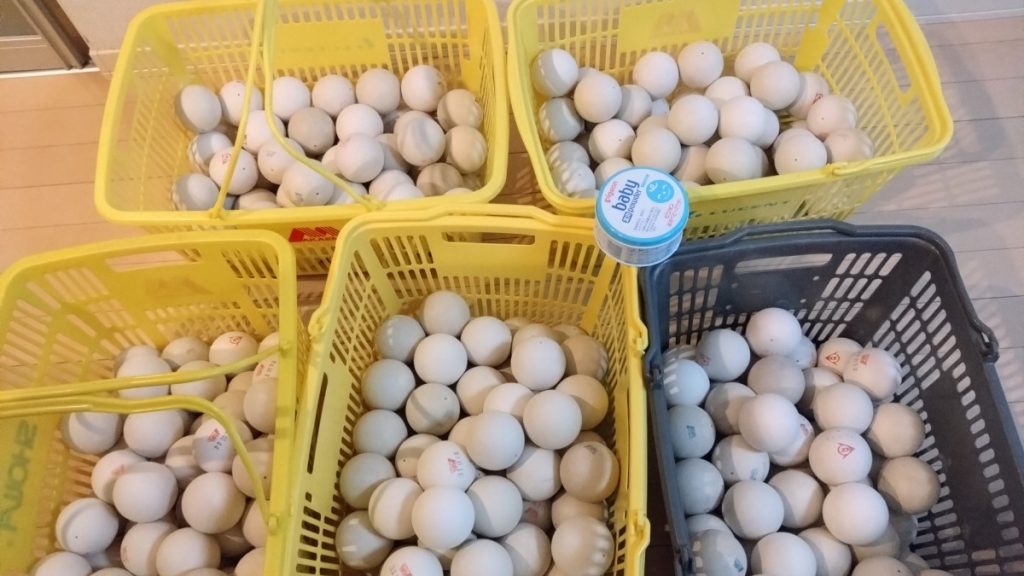 2024/12/23　ソフトテニスボールを洗う。