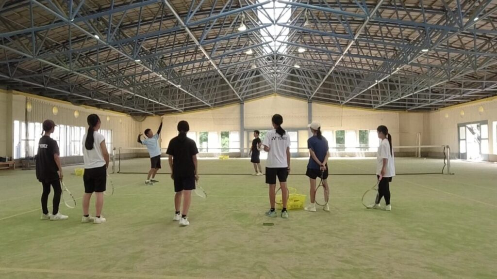 ソフトテニス　個別練習会　滋賀県　多賀やまびこクラブ　グループレッスン　女子ソフトテニス部