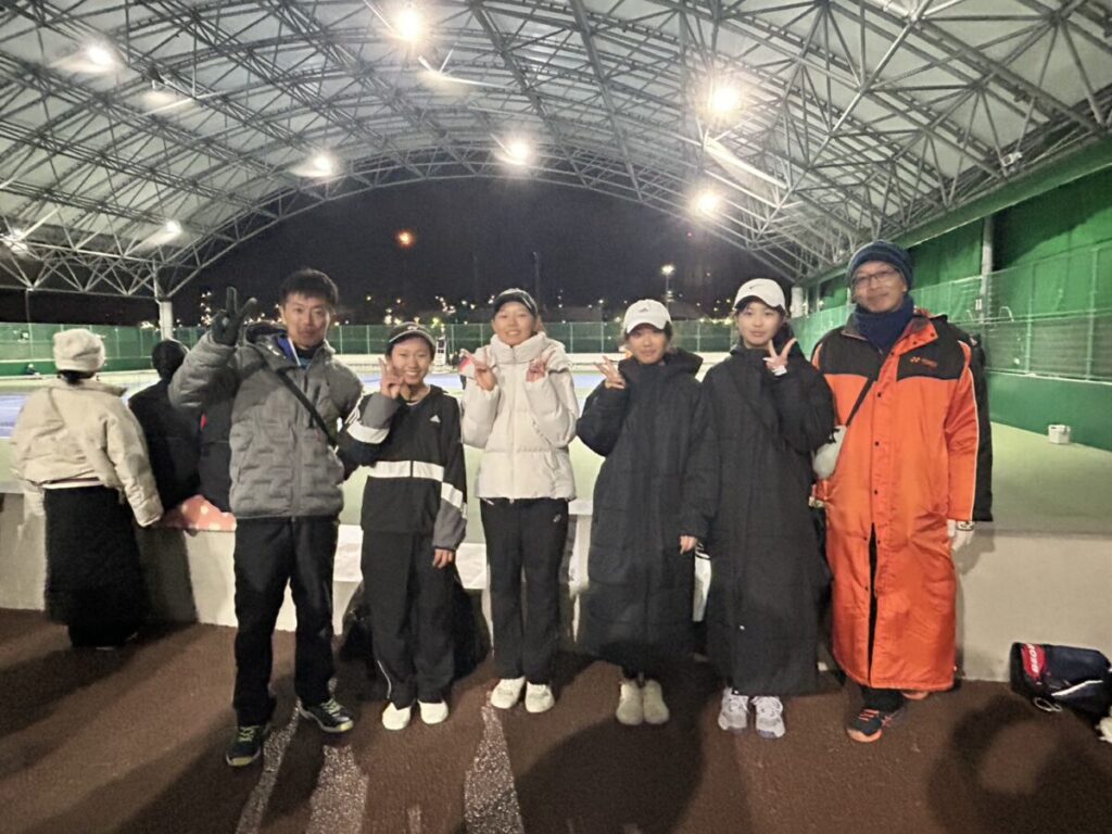 三重県四日市ソフトテニスクリスマスカップ　三滝コート　四日市テニスセンター