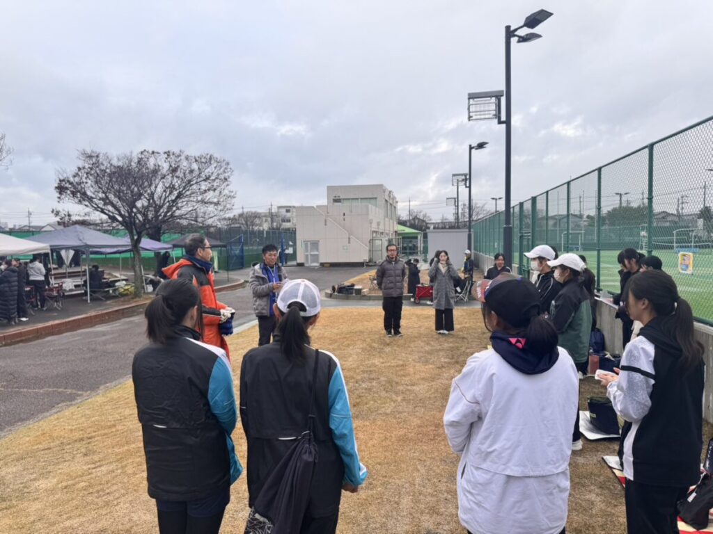 三重県四日市ソフトテニスクリスマスカップ　三滝コート　四日市テニスセンター