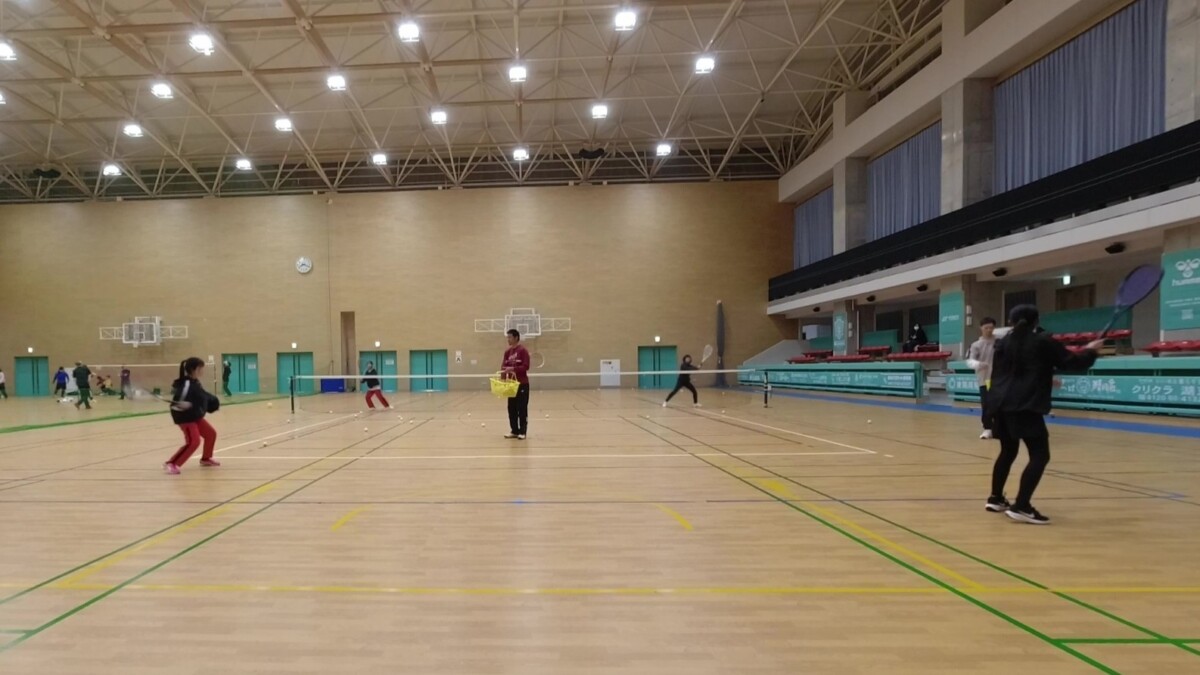 プラスワンソフトテニス・基礎練習会 土曜日 能登川アリーナ 小学生、中学生から大人まで【滋賀県】