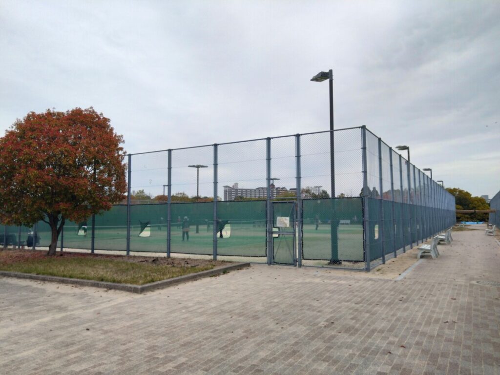 滋賀県草津市　矢橋帰帆島テニスコート